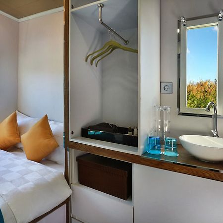 Del Nomad Caravan Park Pemuteran Eksteriør billede